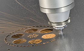 Parametri di taglio adattati al percorso programmato